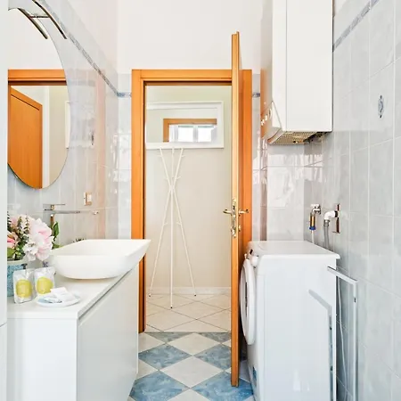 Guesthost - Giardino Vignoli Functional