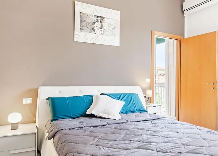 Guesthost - Giardino Vignoli Functional דירה בולוניה